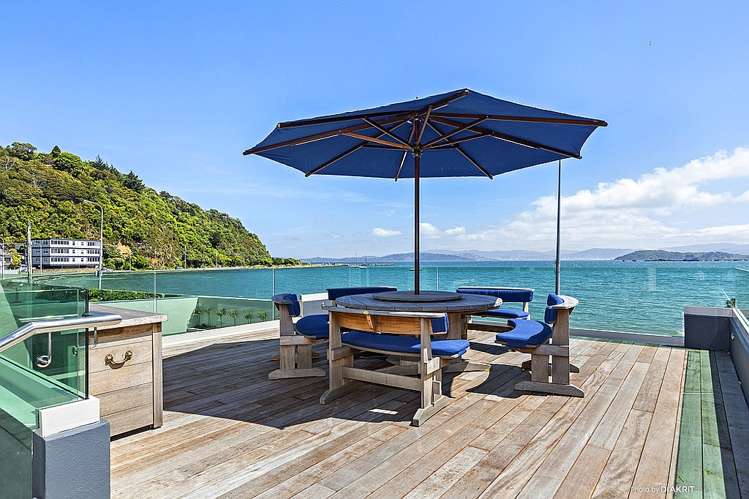 234 Marine Drive 1296_17