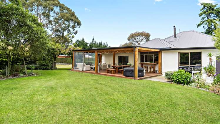 986 Selwyn Road Burnham_9