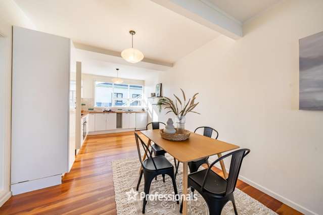 2/1 Aurora Street Petone_3