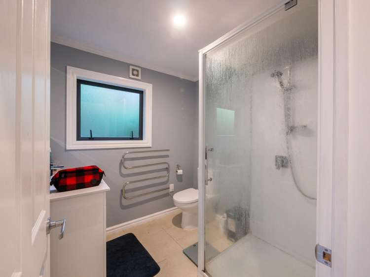 2 Taine Street North East Valley_5