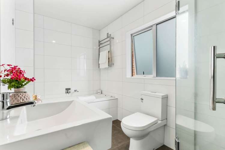 91 Stancombe Road Flat Bush_10