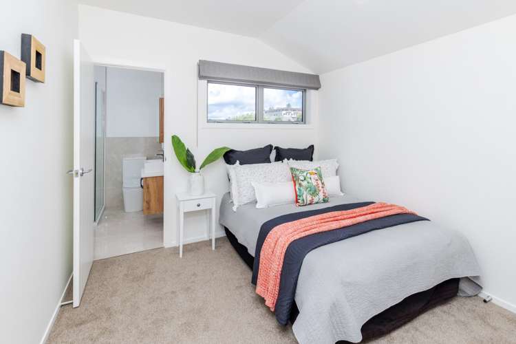 2/14 Hammond Street Hamilton Central_21