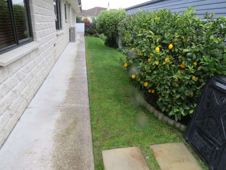 28b Cedar Crescent Feilding_27