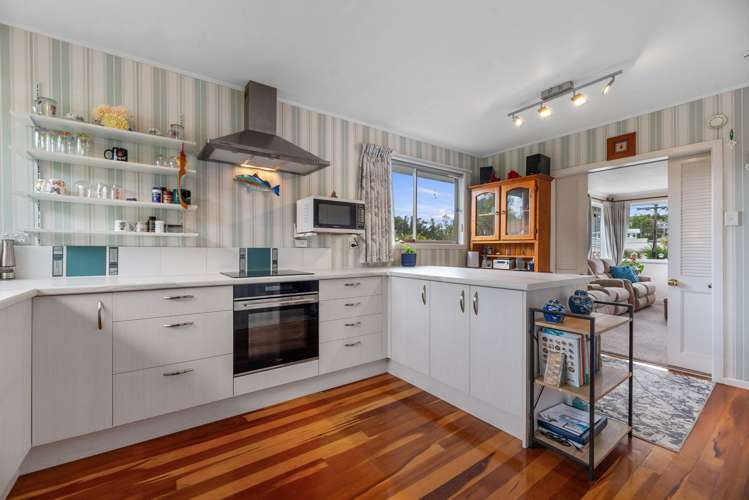 9 Sharyn Place Brookfield_1