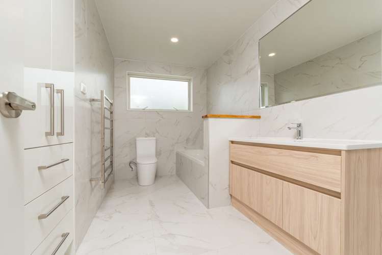 32 Bella Vista Drive Gulf Harbour_17