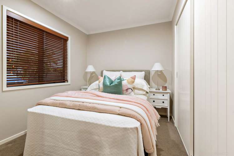 34 Gibbston Crescent Flat Bush_17