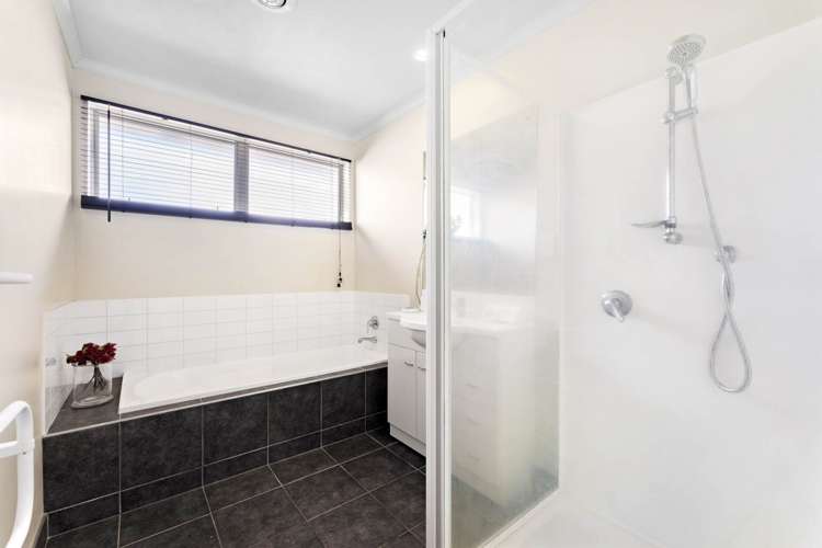 29 Figaro Crescent Takanini_13