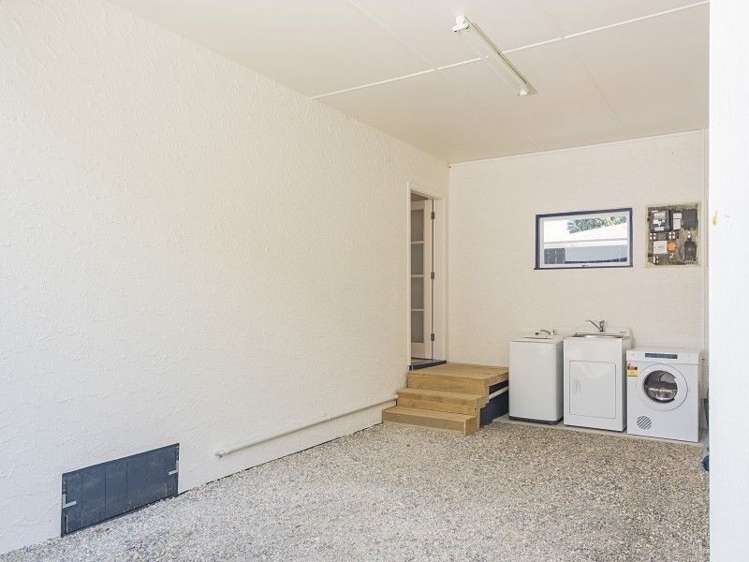 2/56 North Road The Wood_14