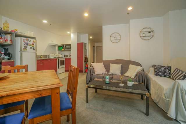 8m/33 Mount Street Auckland Central_3