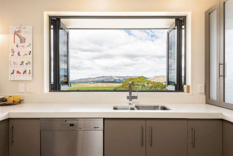 101 Marlborough Ridge Drive Fairhall_6