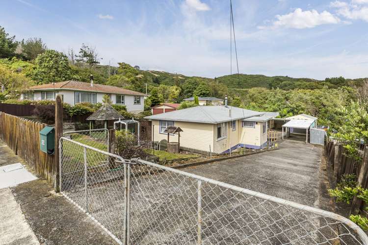 124 Sievers Grove Cannons Creek_16