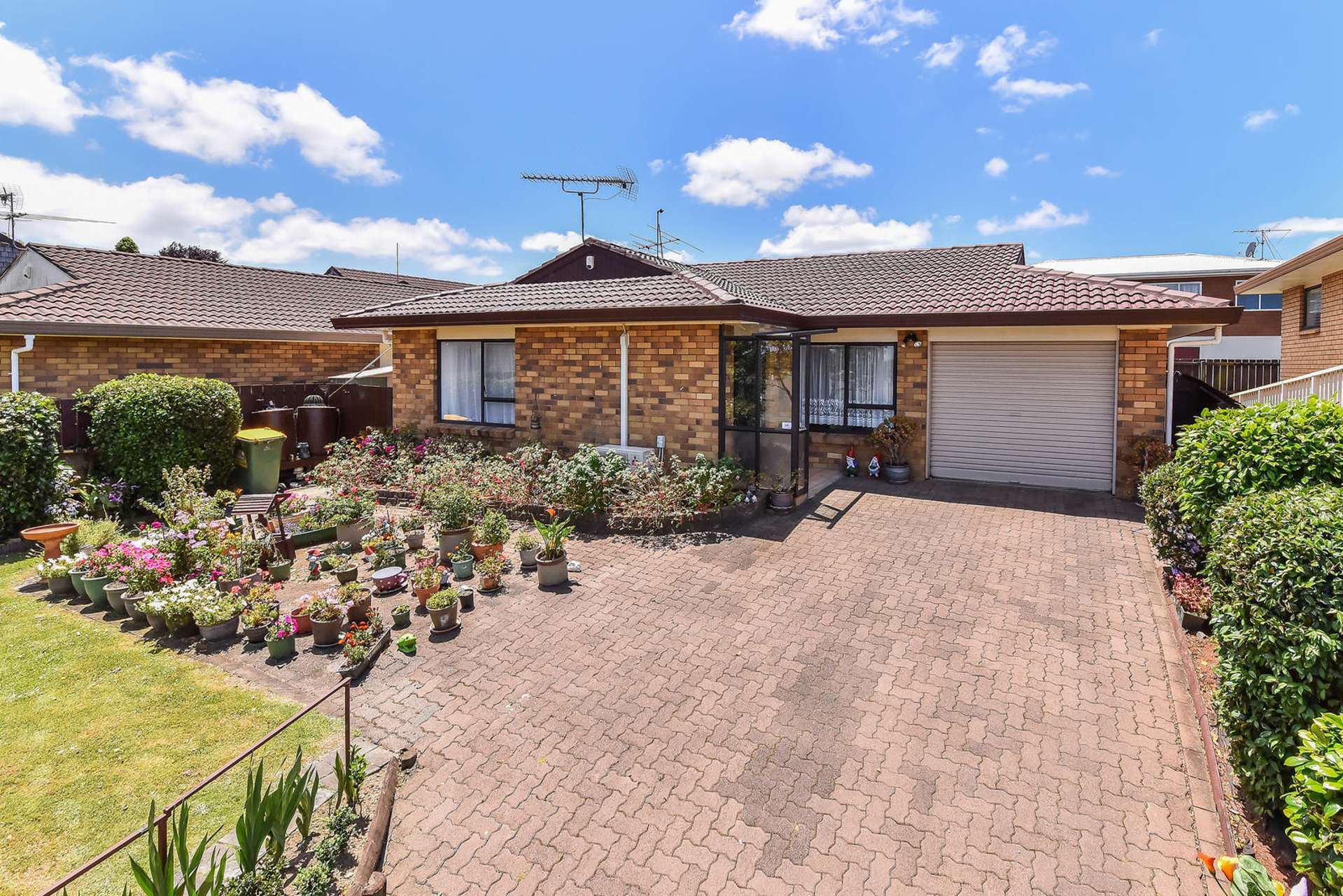 2/56 Gills Avenue Papakura_0