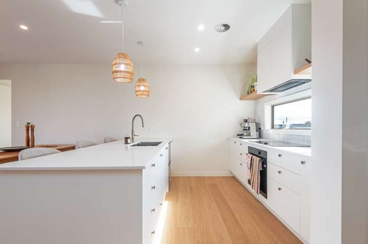 12 Roore Street Foxton Beach_4