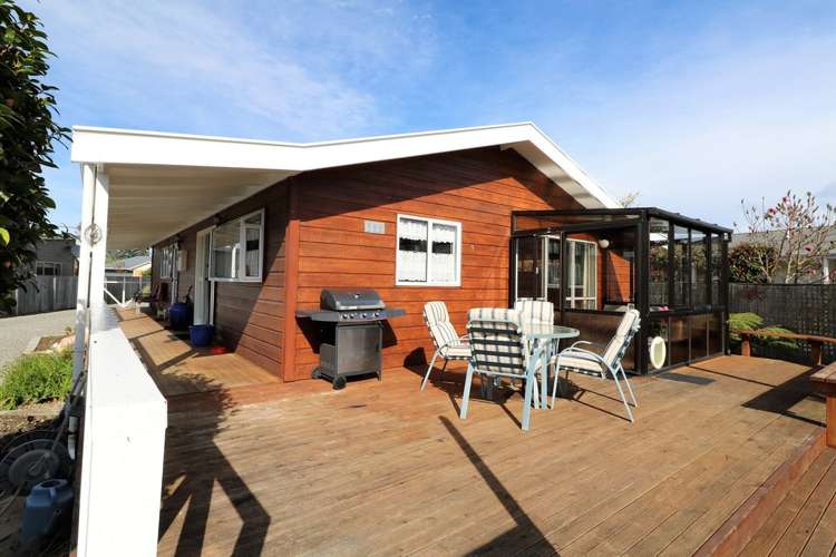 28 Charles Street Carterton_2