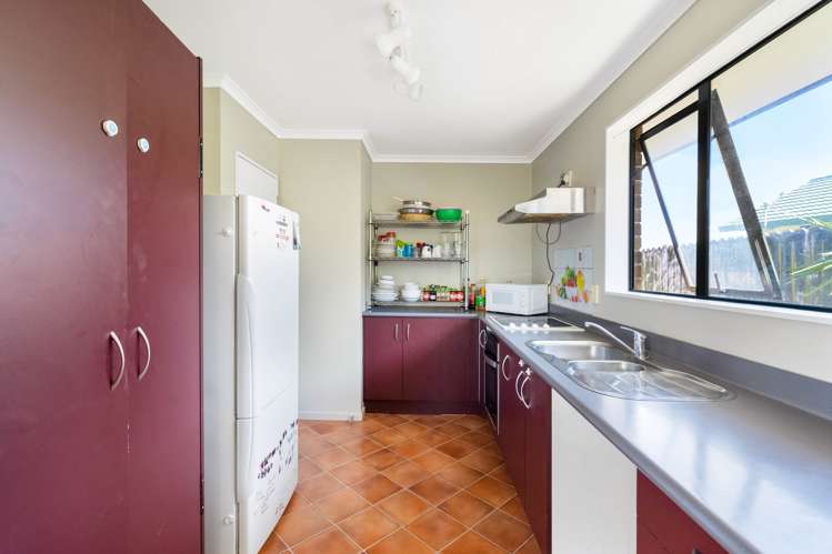 45 Robert Ross Place Clendon Park_6