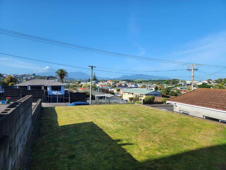 31 Simons Street Moturoa_21