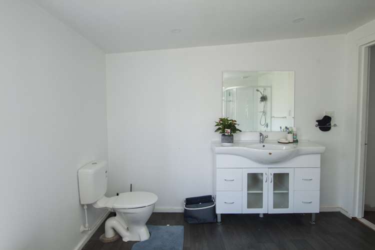 6 Ocean Beach Road Bluff_7