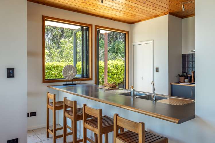 20 Waimangu Road Waiheke Island_18