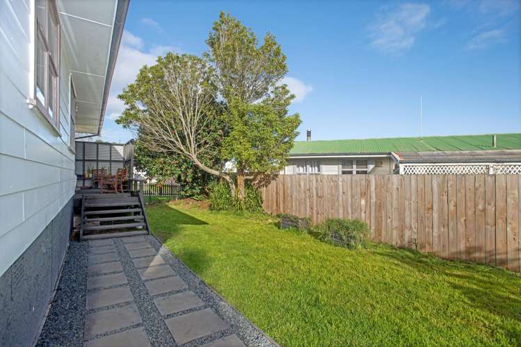8 Einstein Street Outer Kaiti_14