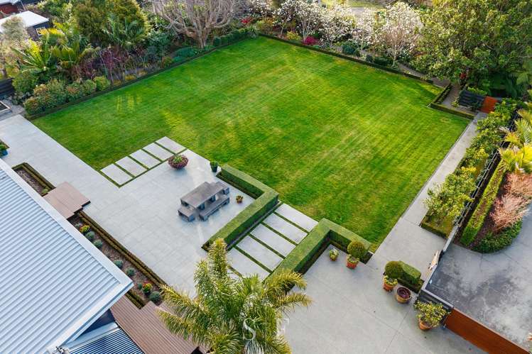 8 Ngarara Road Waikanae_33