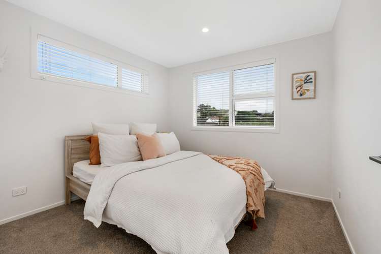 10 Pohutukawa Avenue Red Beach_16