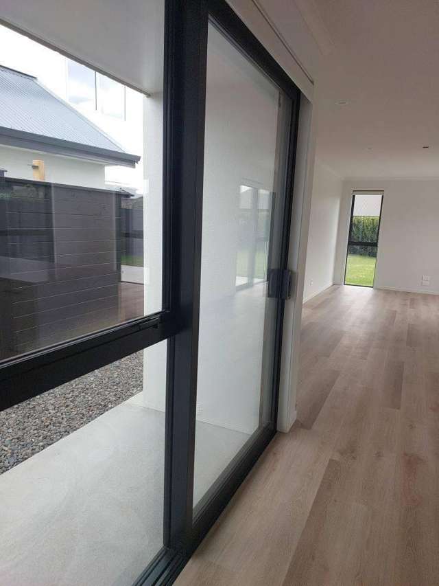 15B Rose Leigh Drive 11373_1