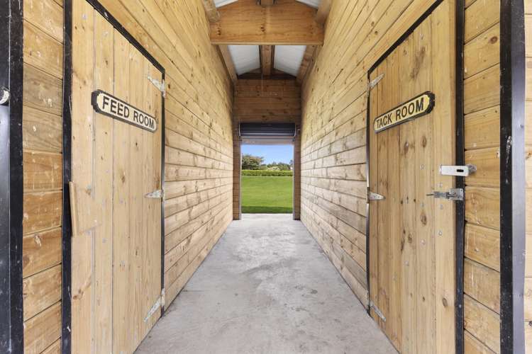 18 Judge Road Rotoorangi_4