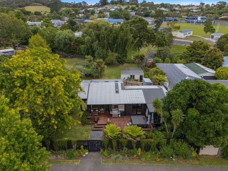 119 Awaroa Road Helensville_39