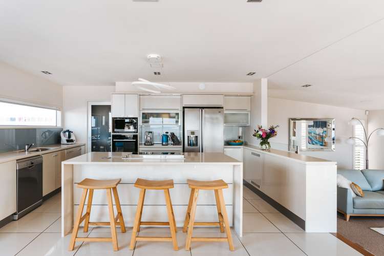 1026 Papamoa Beach Road Papamoa_9