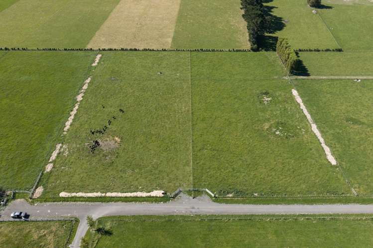 92a & 92b Oroua Road Newbury_6