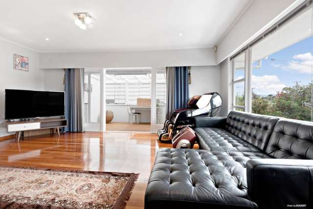 96 Vodanovich Road Te Atatu South_4