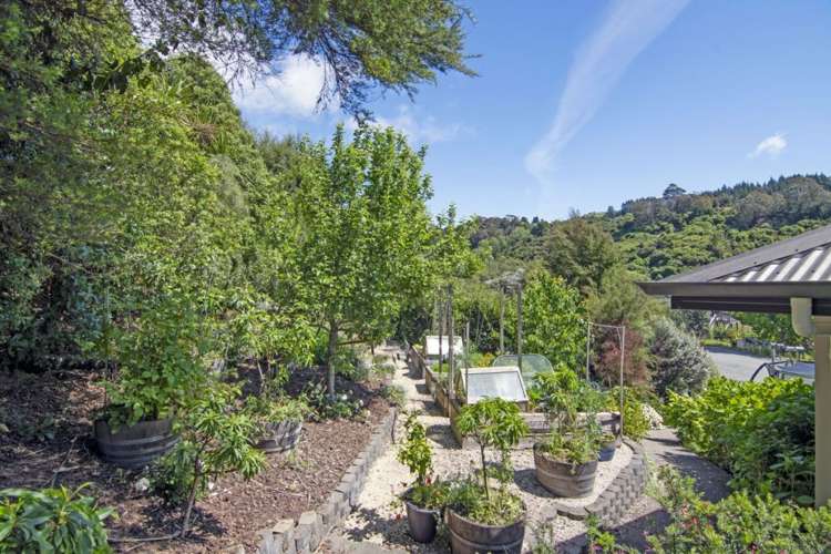 2 Skylark Rise Todds Valley_17