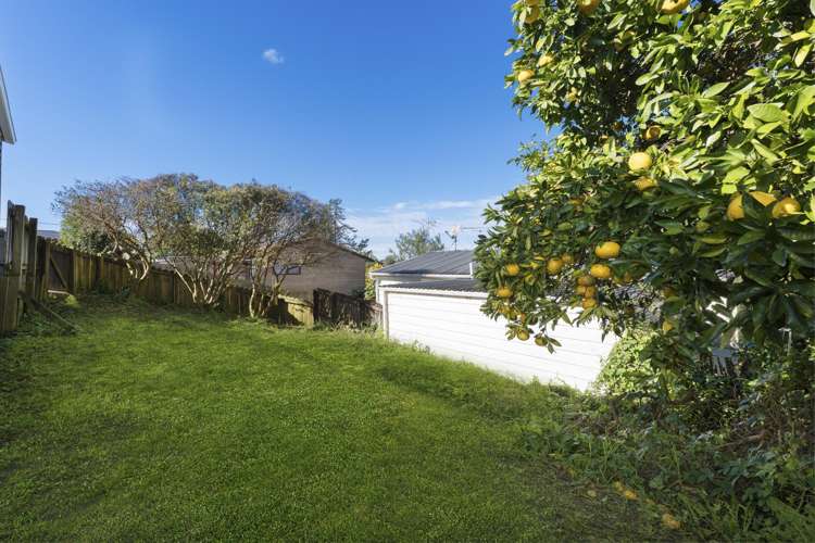 1/39 Lancaster Road Beach Haven_29