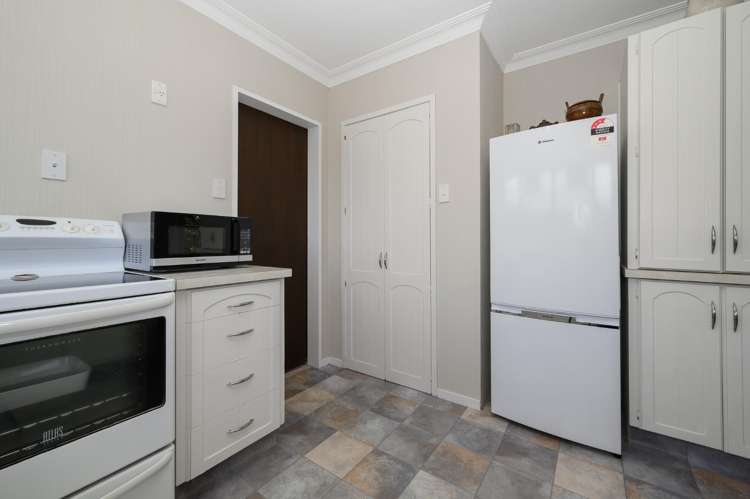 111A Kings Avenue Matua_11