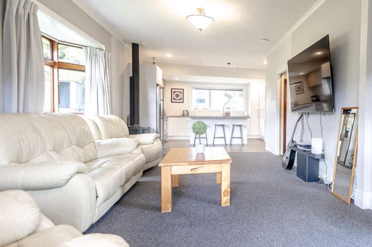 33 Main Road Harihari_8