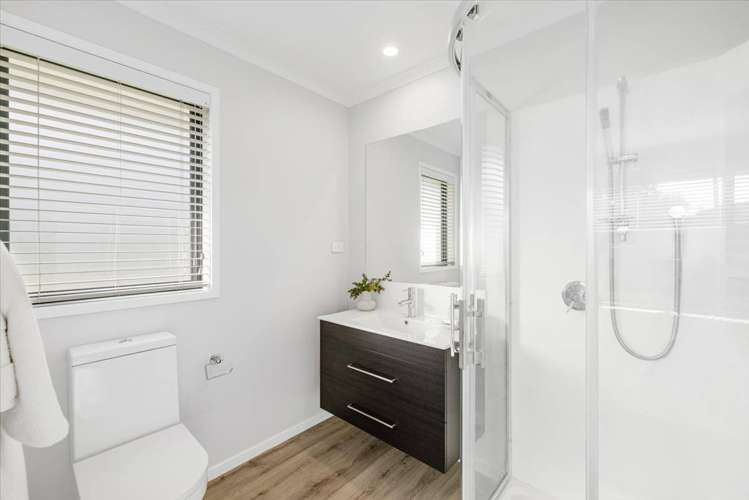 13 Tarata Place Owhata_20