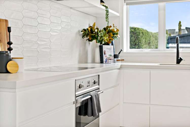 21a Campbell Road Mount Maunganui_13