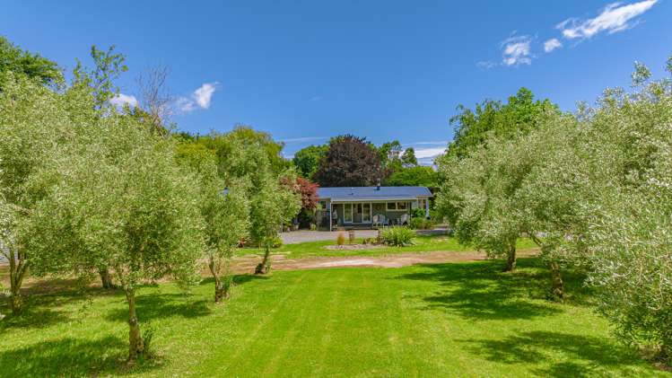 274 High Street North Carterton_2