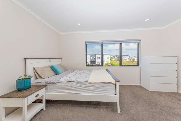 4 Lumbarda Drive Kumeu_11