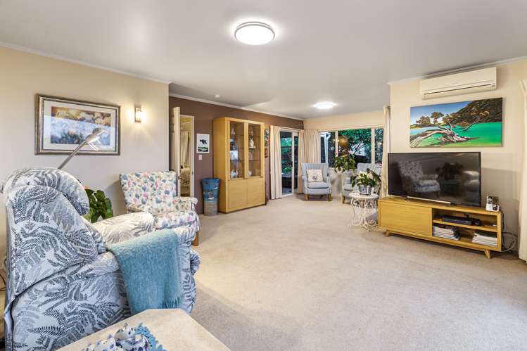 4 Astor Place Orewa_6