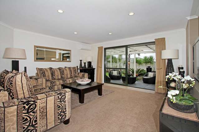 46 Alec Craig Way Gulf Harbour_1