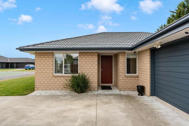 8 Maple Grove Solway_1