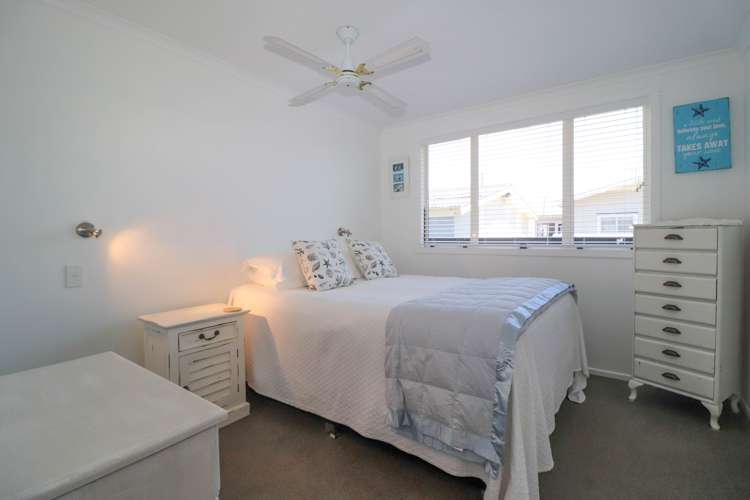 6 Aputa Avenue Te Puru_11