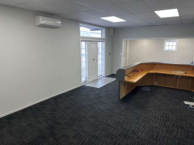 34 Clayton Road Mangakakahi_3