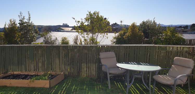 3 Quinn Grove Porirua East_18