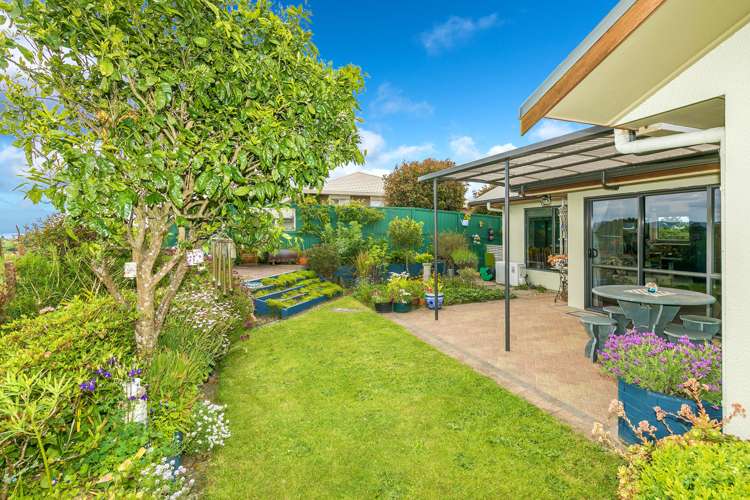 24 Highgrove Drive Grandview Heights_25