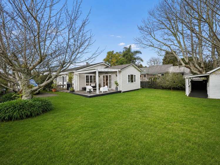 2 Tawera Road Greenlane_11