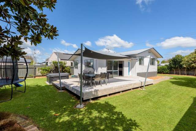 Outdoor space Galore!!