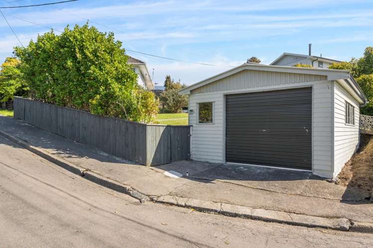 39 Lynda Avenue Paparangi_2