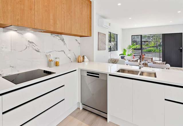 11D Glenfinn Place Massey_2